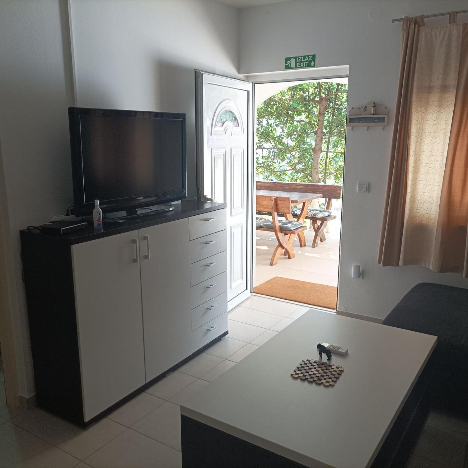 Apartments Vir Delfin Luaran gambar