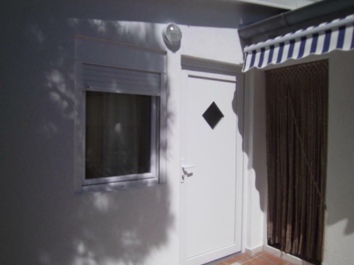 Apartments Vir Delfin Luaran gambar