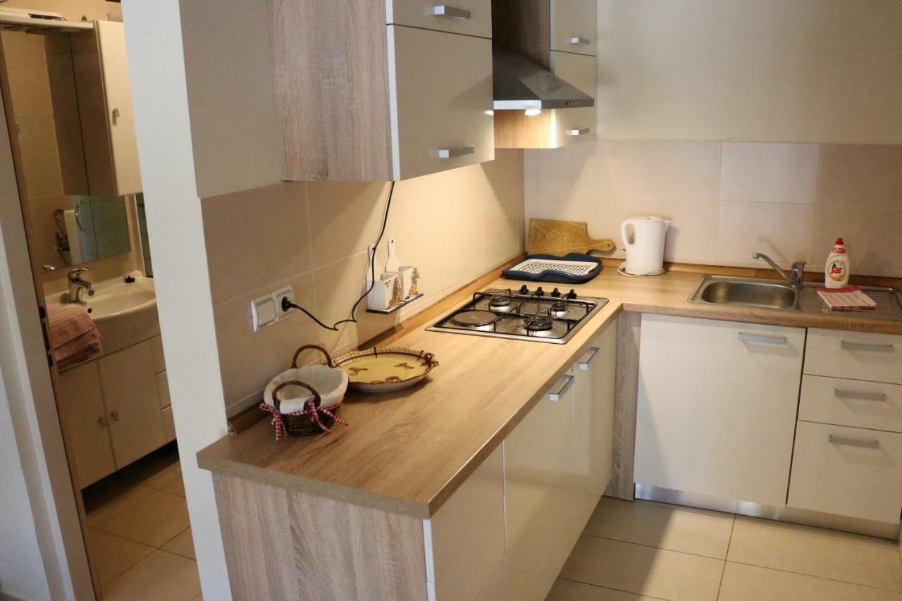 Apartments Vir Delfin Luaran gambar