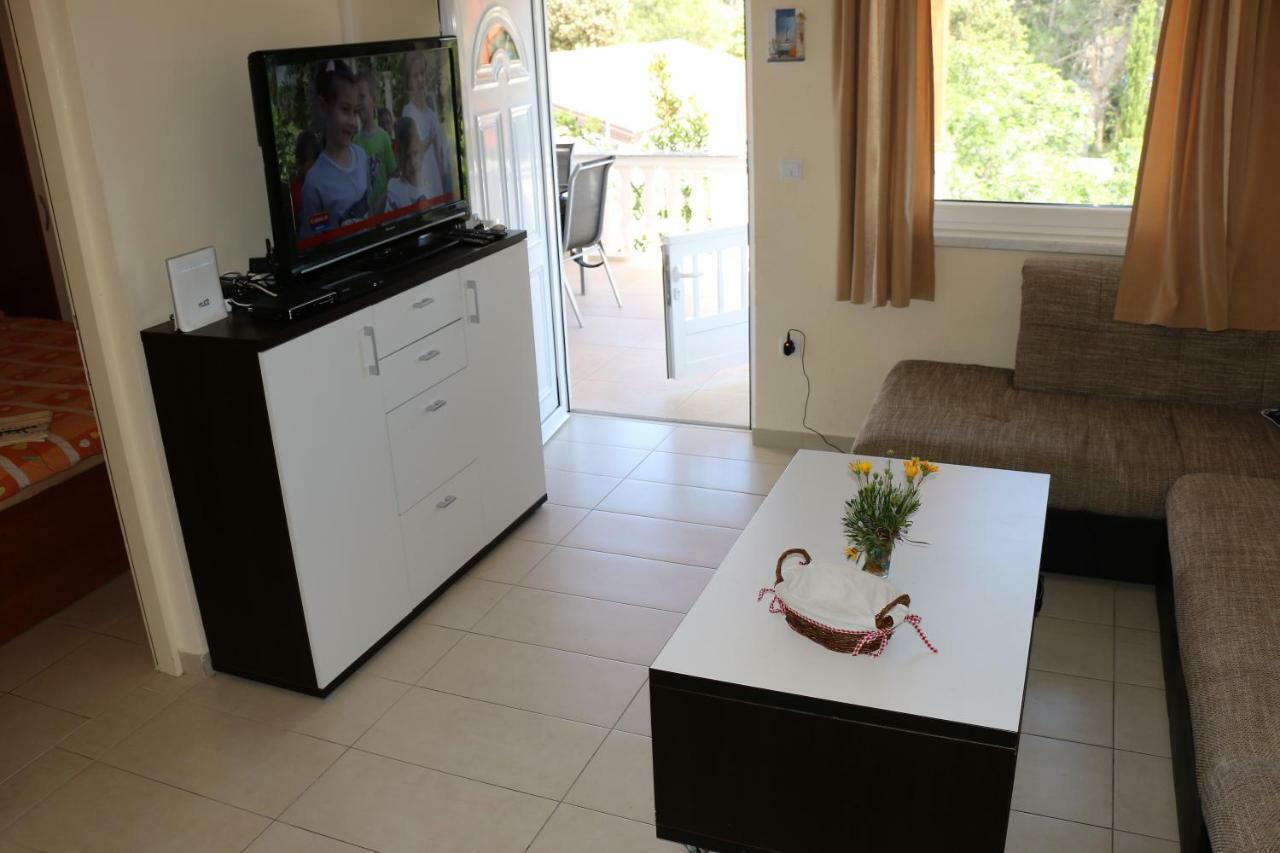 Apartments Vir Delfin Luaran gambar